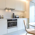 Ando Living - Douradores House 4*