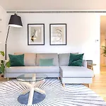 Ando Living - Douradores House 4*