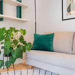 公寓式酒店 Ando Living - Douradores House