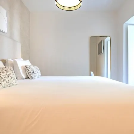 Ando Living - Douradores House Apartment *