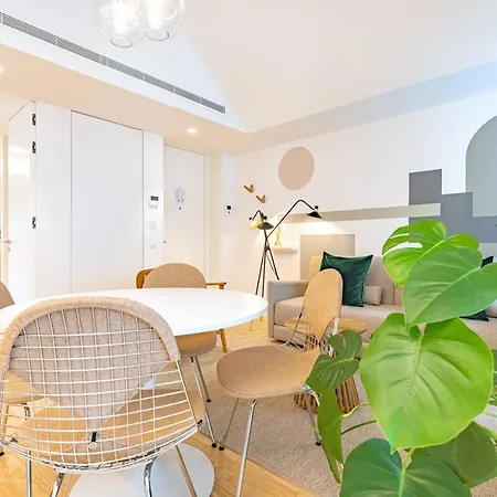 Ando Living - Douradores House Apartment *
