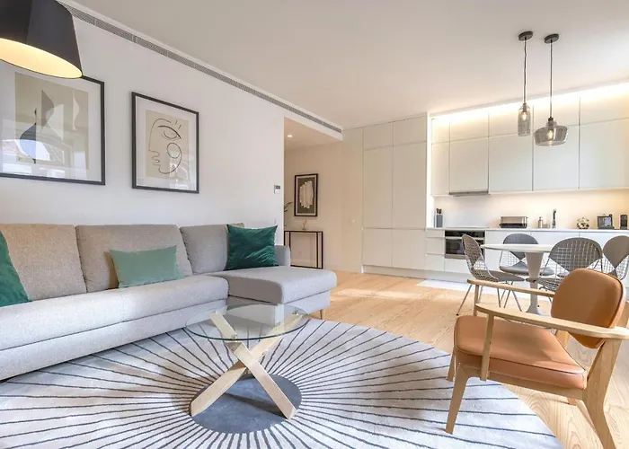 Ando Living - Douradores House