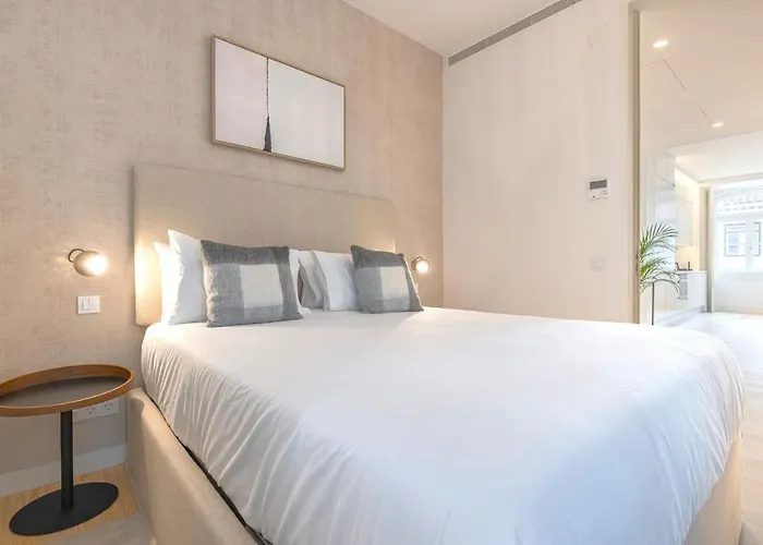 公寓 Ando Living - Douradores House *