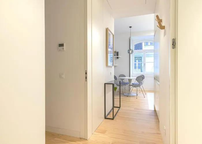 Ando Living - Douradores House