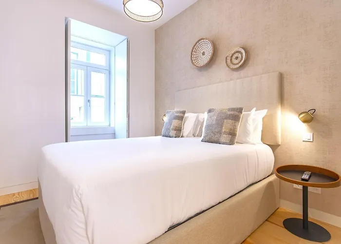 公寓 Ando Living - Douradores House