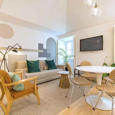 Ando Living - Douradores House 4*