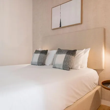 Ando Living - Douradores House 4* リスボン