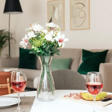 Ando Living - Douradores House 4* 리스본