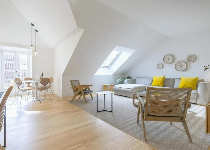 Ando Living - Douradores House 4*